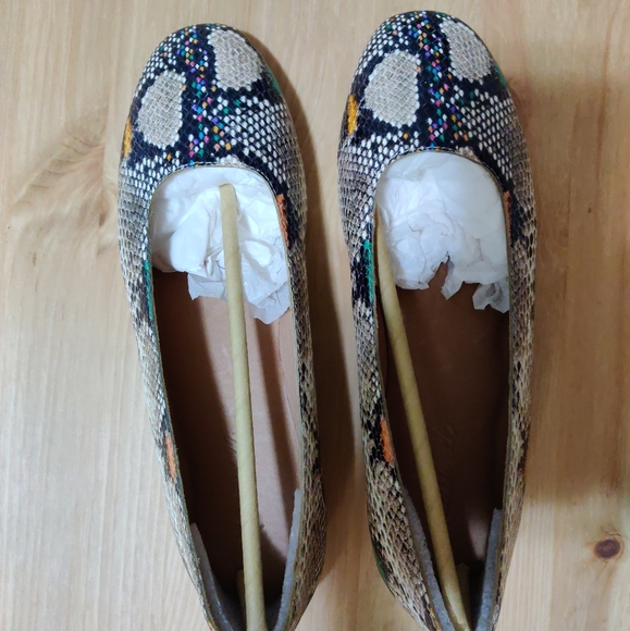 NWOB Madewell Cory Flats in Snake Embossed leather - Picture 6 of 6